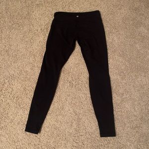 Lululemon black leggings size 6